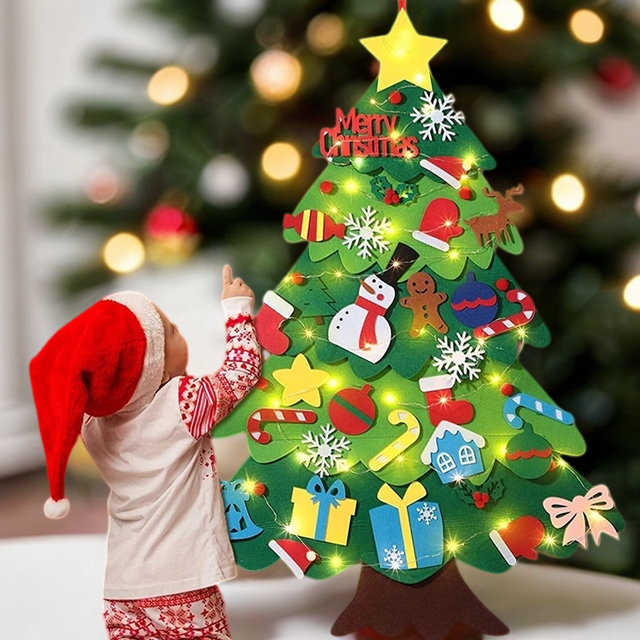 DIY Felt Christmas Tree with Ornaments