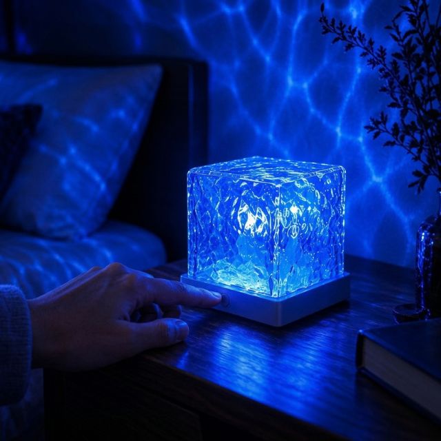 Northern Lights Cube Lamp